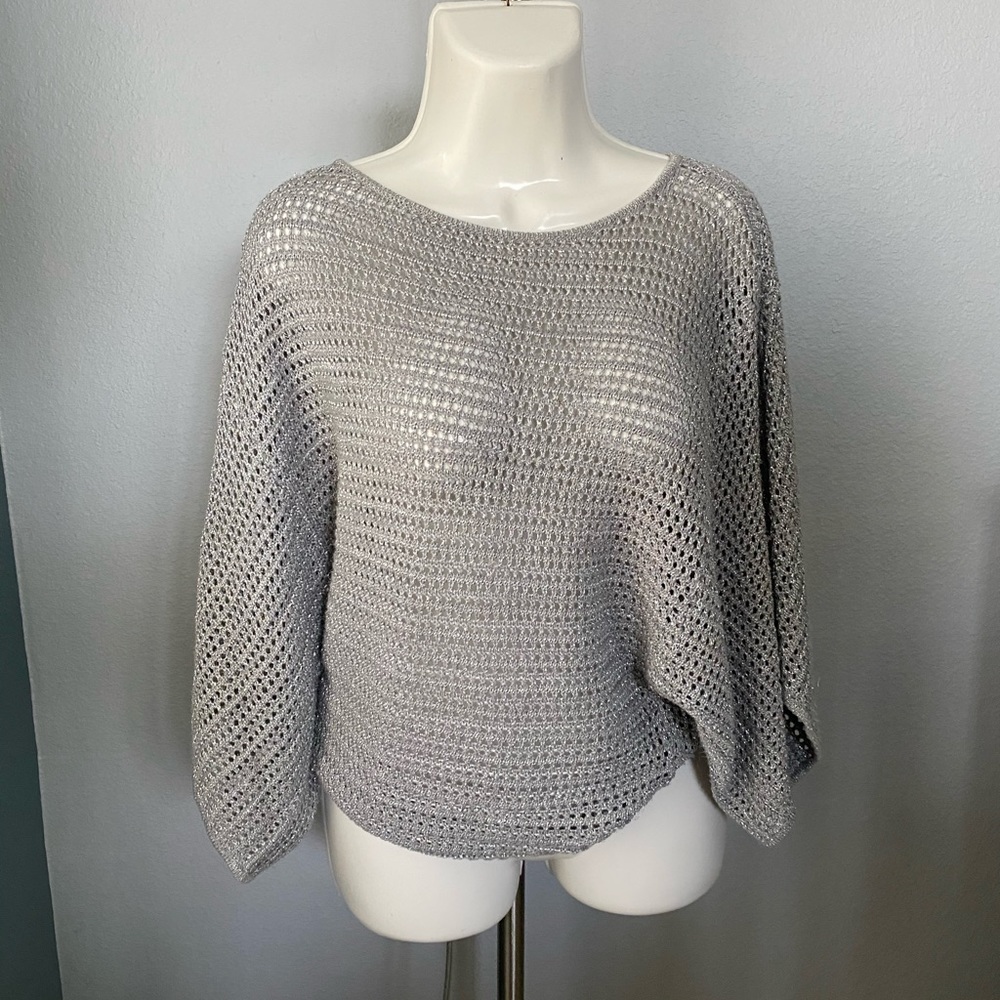 Gray sweater - Picture 1 of 3